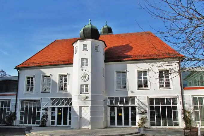 Das Rathaus der Gemeinde Haar.
